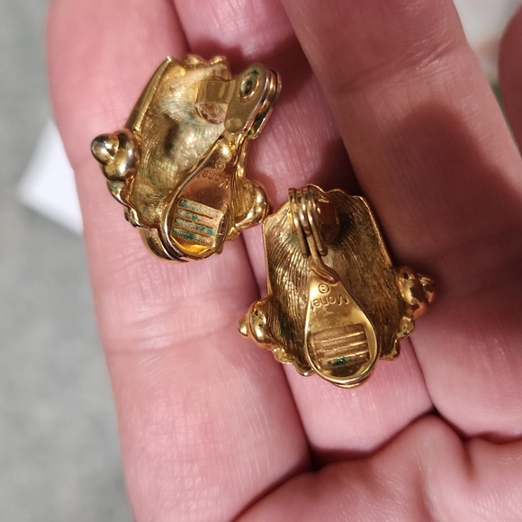 Vintage monet gold clip ons - Picture 4 of 4
